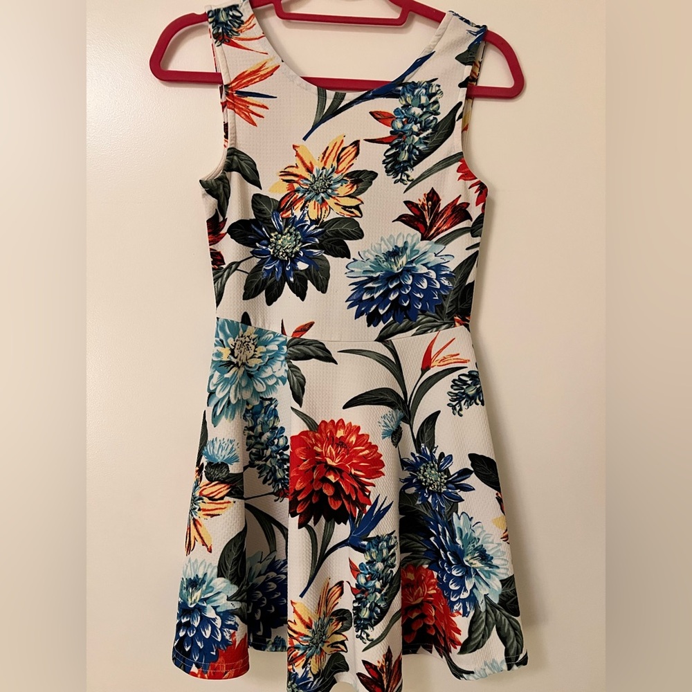 Floral White Open Back Mini Dress